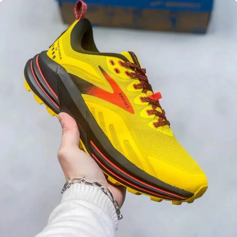 BROOKS Cascadia 16 Running Shoes Yellow Black Grenadine Men Women Long-Distance Road Sport Training Casual Sneakers BRO08