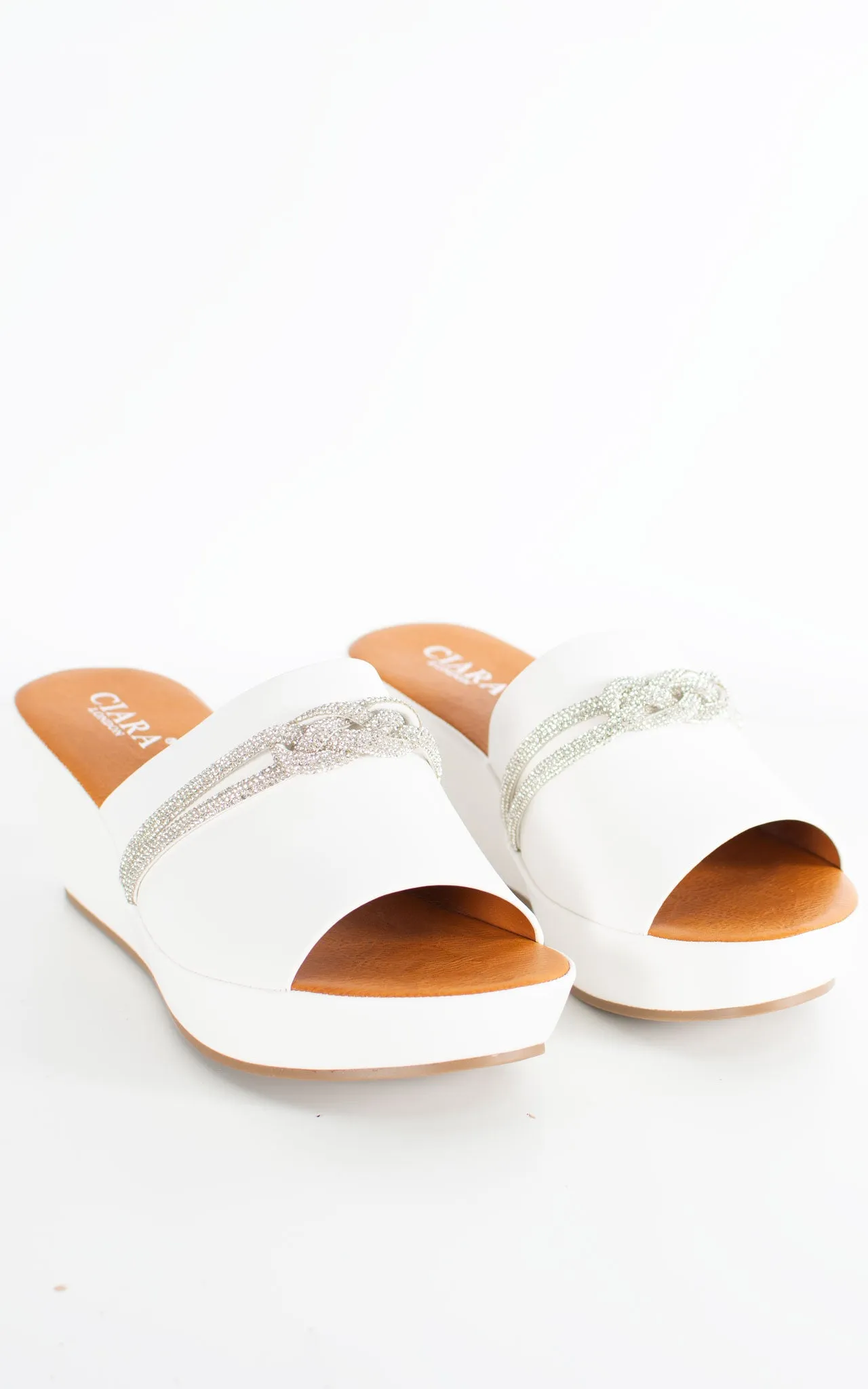 Carley Wedge | White