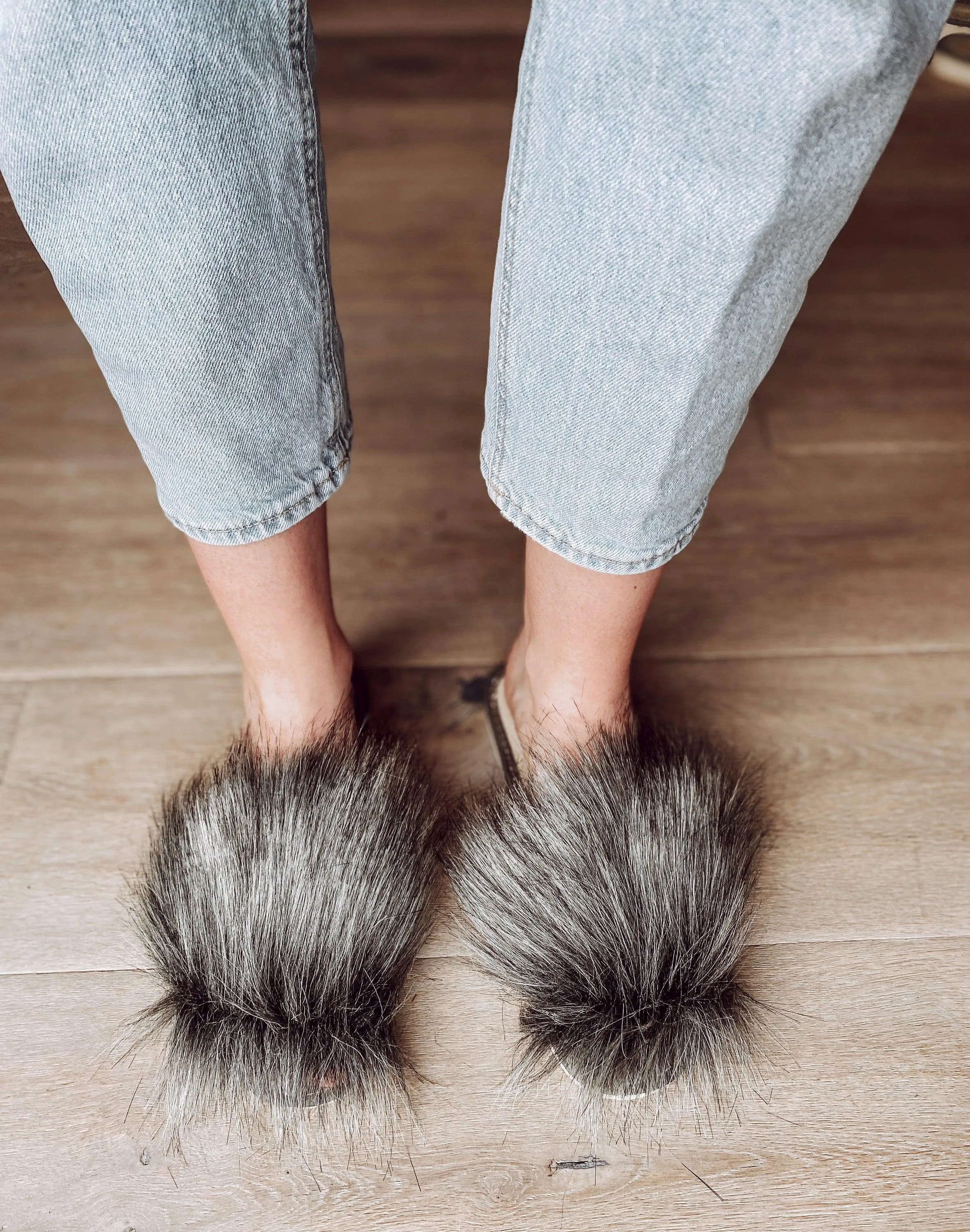 Faux Fur Grey Slippers