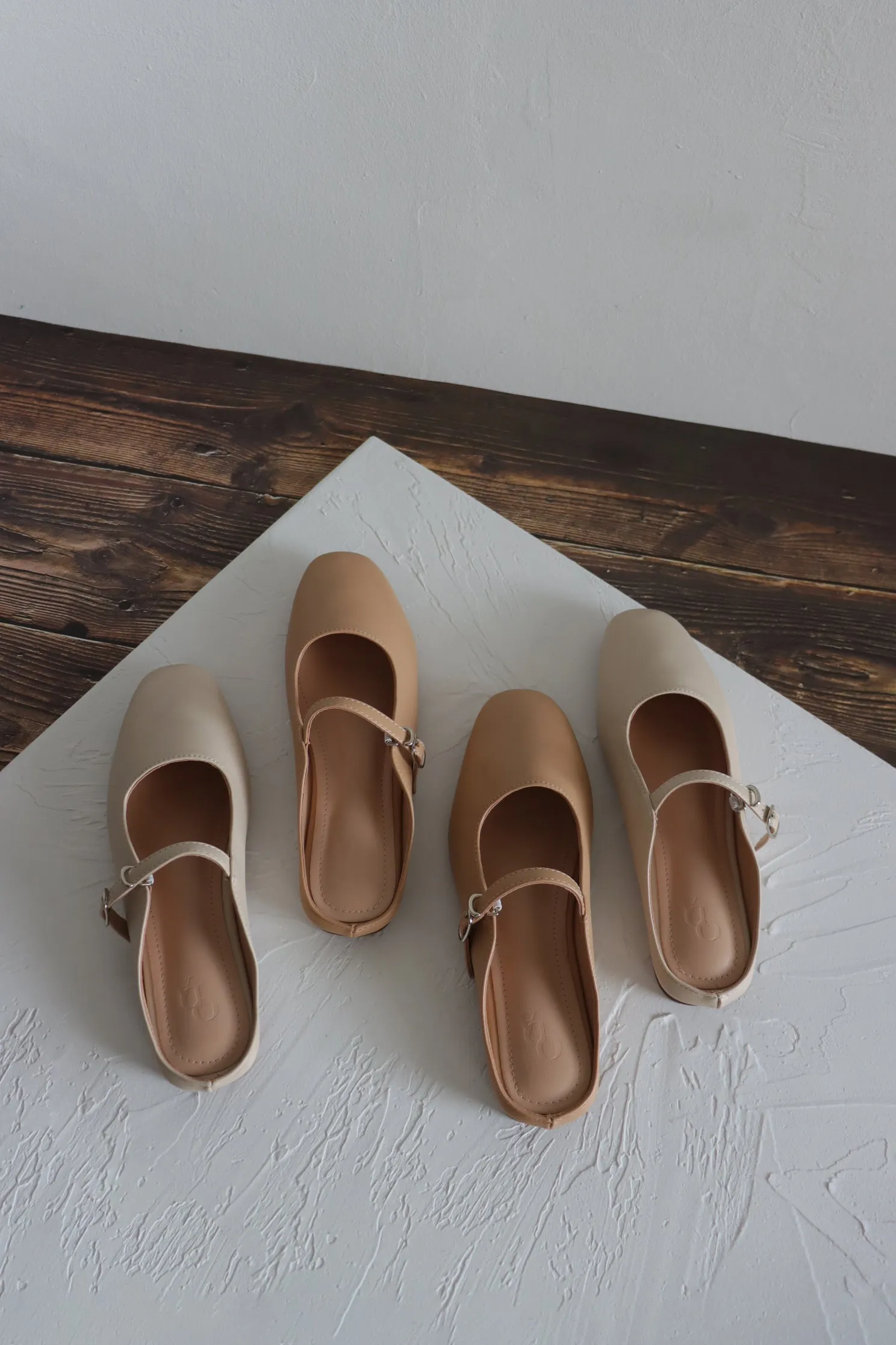 Isabella Classic Mules (Caramel) - Size 36