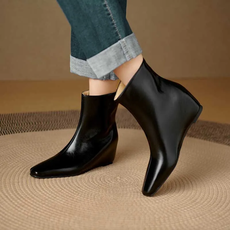 Pointed-Toe Wedge Booties